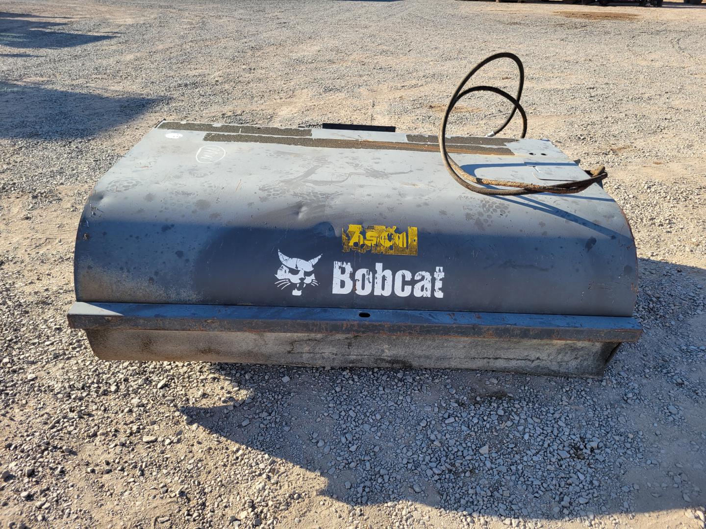 ADITAMENTO BARREDORA BOBCAT 72 SWEEPER